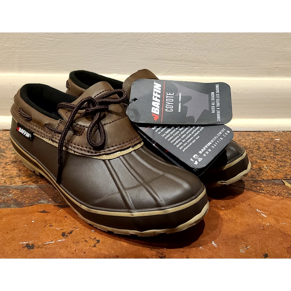Baffin Loafers womans Sz 8